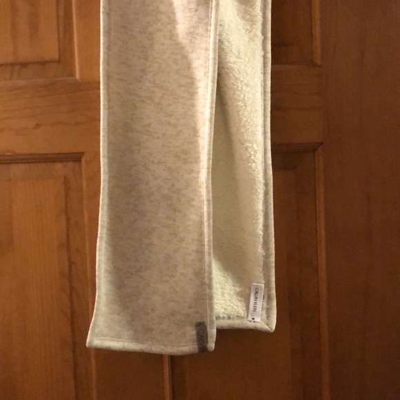 Calvin Klein fleece lined scarf neutral color - Picture 1 of 5